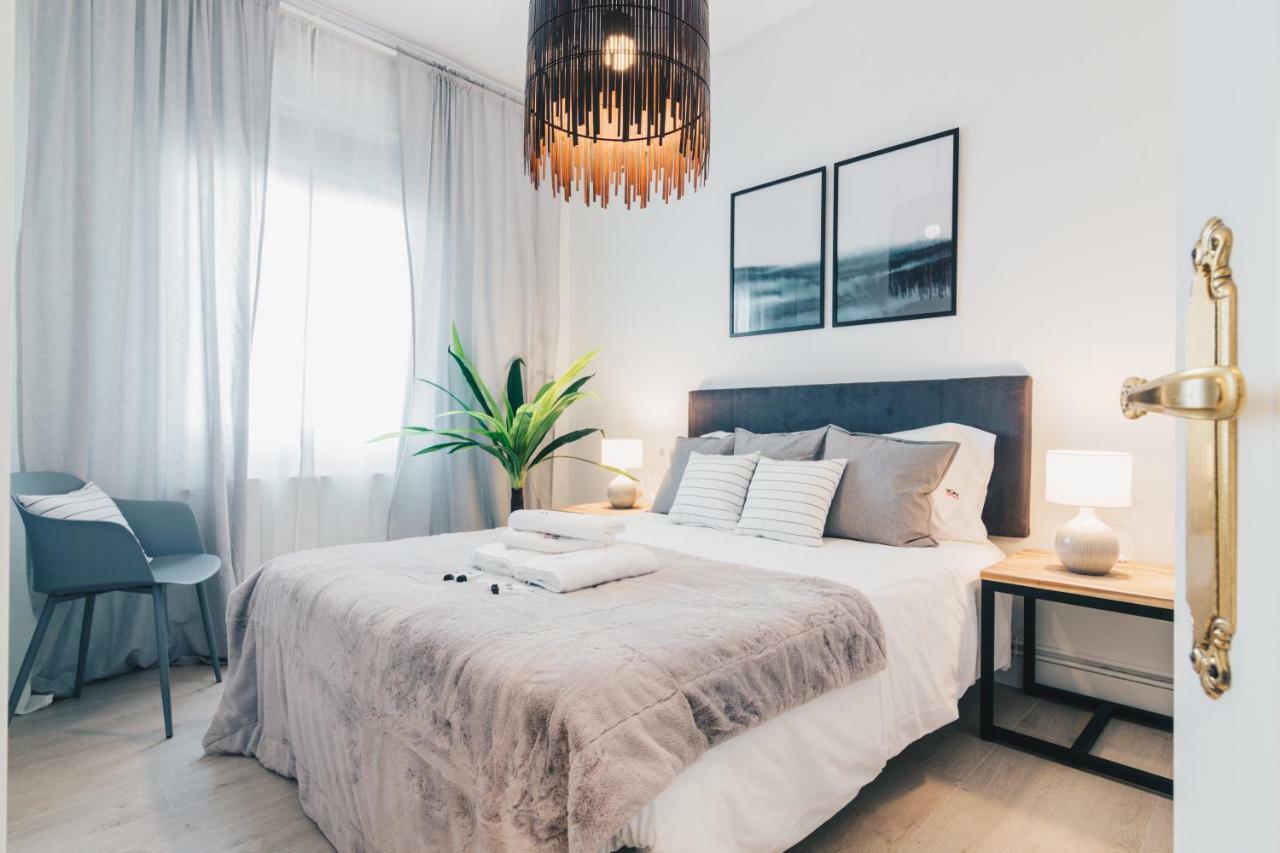 Altair Apartment By People Rentals Bilbao Esterno foto